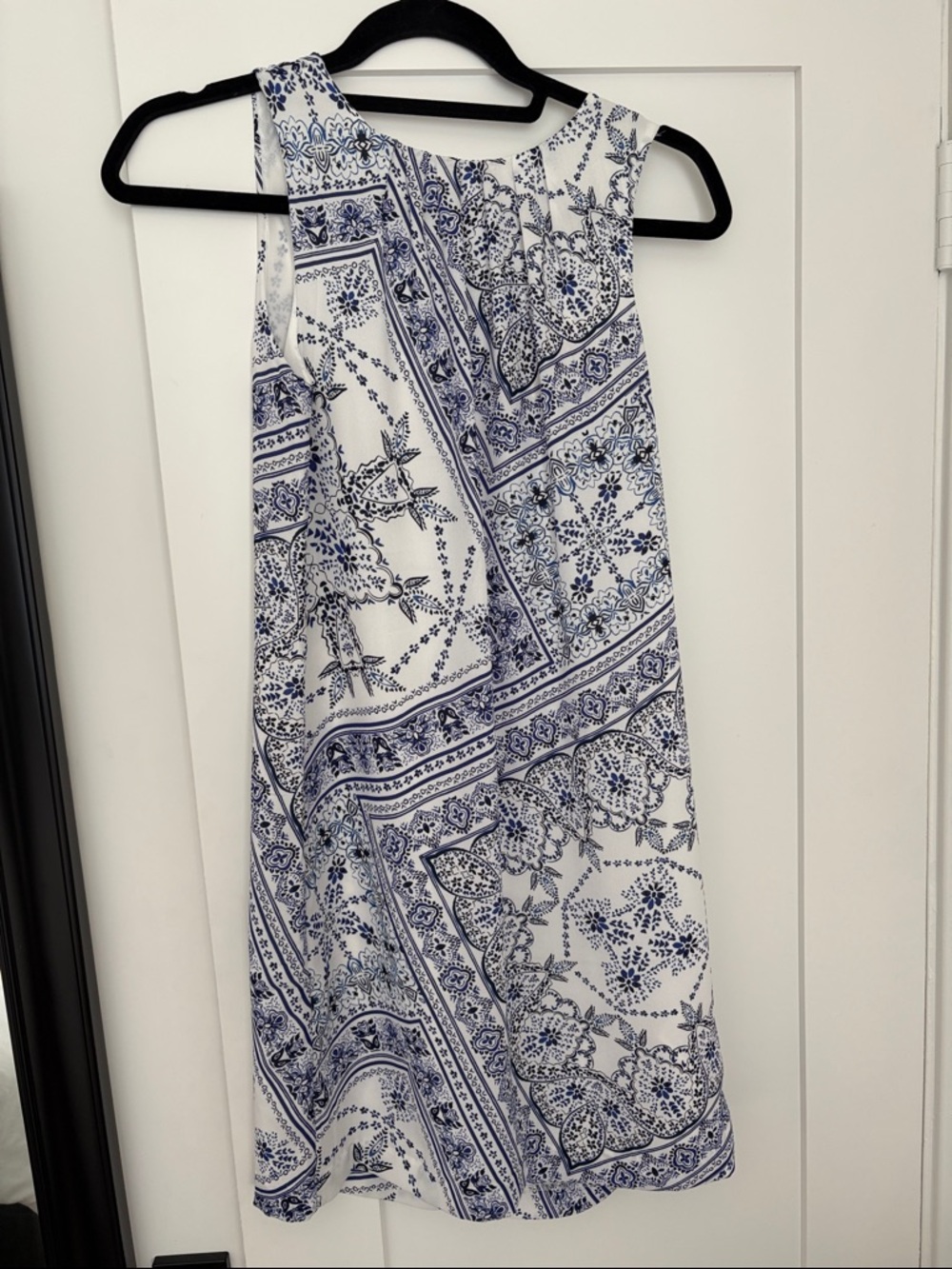 H&M White and Navy Blue Printed Sleeveless Dress